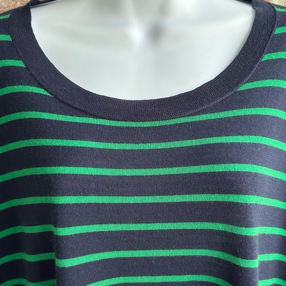 J. CREW Relaxed-fit Crewneck Sweater Navy Warm Clover Stripe L Merino Wool EUC - Picture 4 of 8